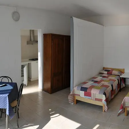 Kamp alanı Villaggio Paradiso 2*