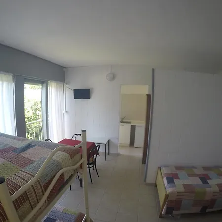 Villaggio Paradiso Kamp alanı 2*