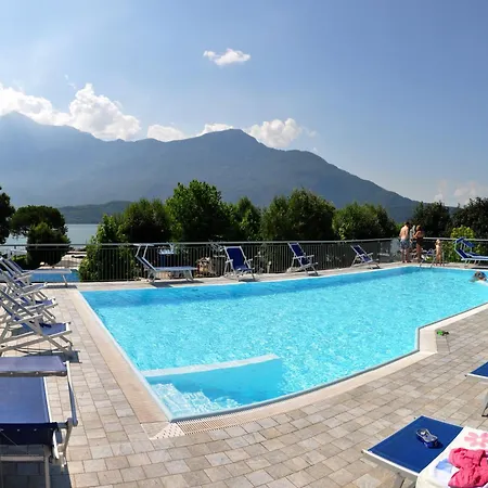 Campsite Villaggio Paradiso 2*